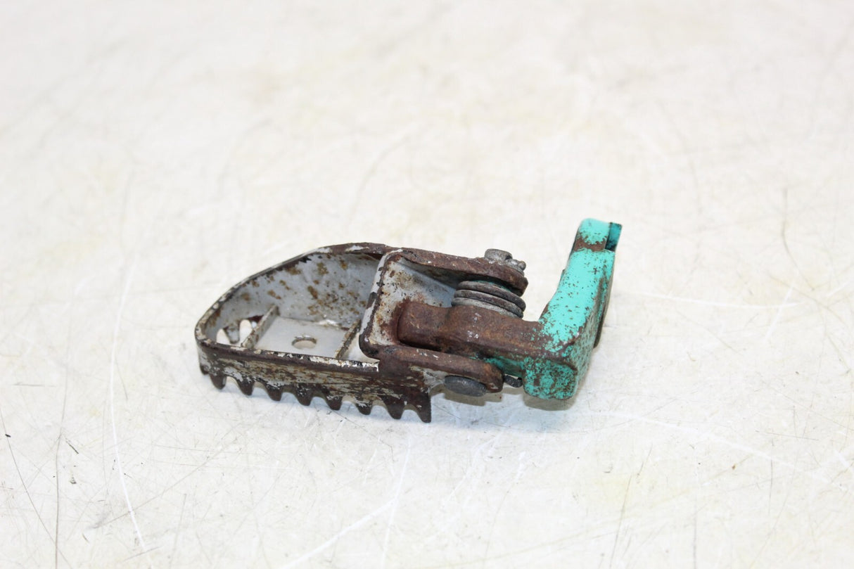 1993 Kawasaki KLX650 Driver Front Foot Pegs And Brackets Mounts