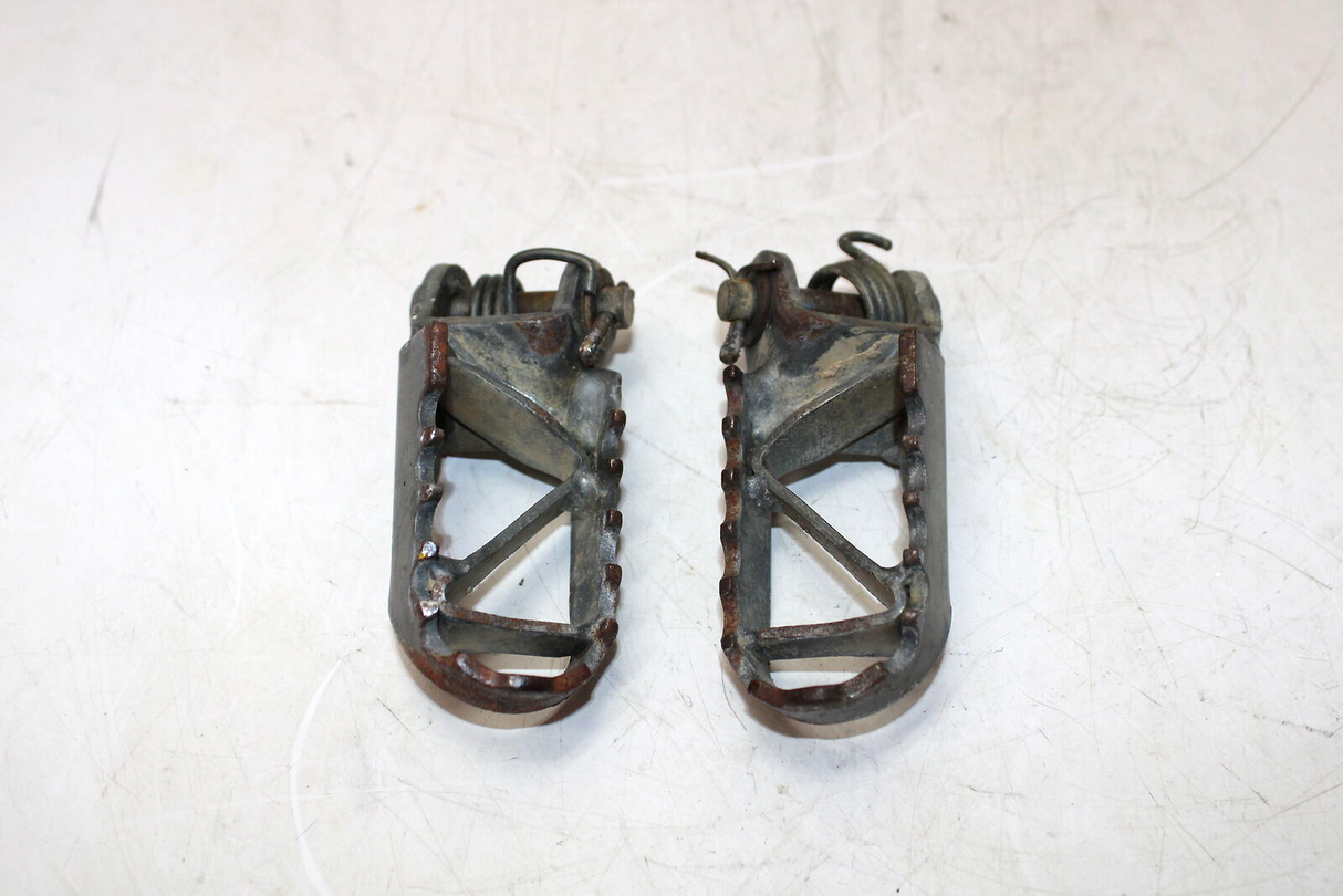 1998 HONDA CR80RB EXPERT RIGHT AND LEFT FOOT REST PEG