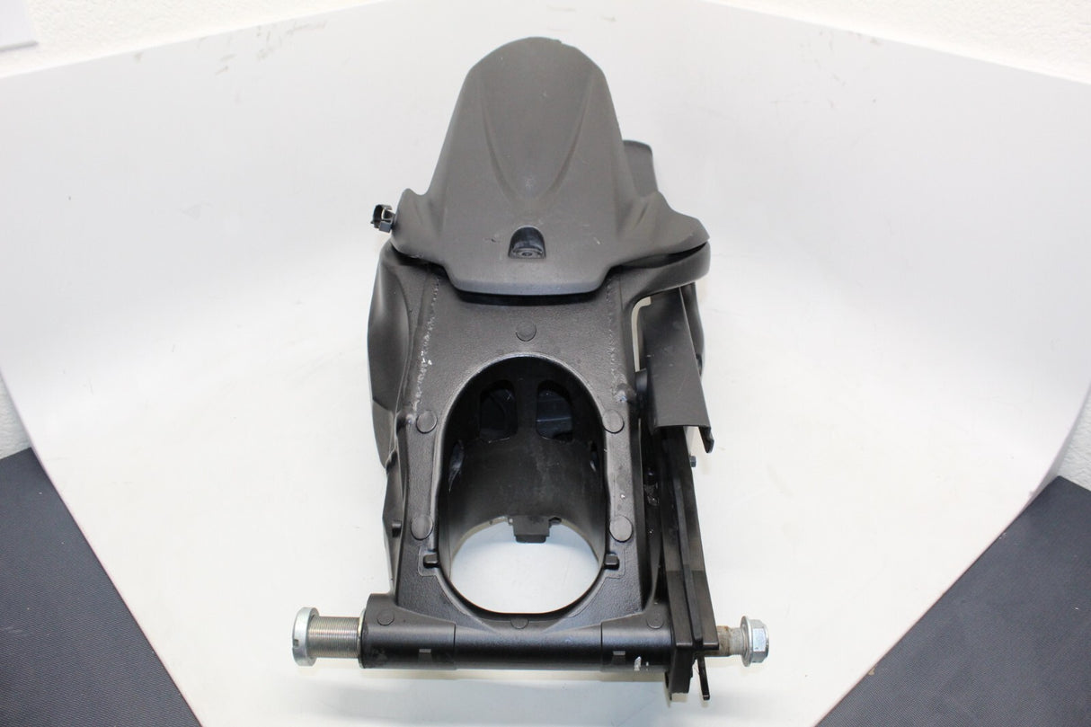 2009 Suzuki Gsxr1000 Rear Swingarm Back Suspension Swing Arm With Axle Bolt