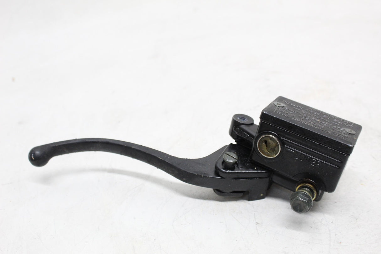 2000 Suzuki Katana 750 Gsx750f Front Brake Master Cylinder With Lever