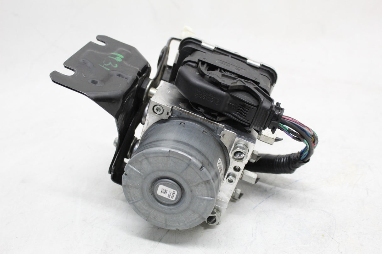 2019 Mazda CX-5 AWD ABS Anti-Lock Pump Control Module OEM KN0W 43 7A0 ESC A426G
