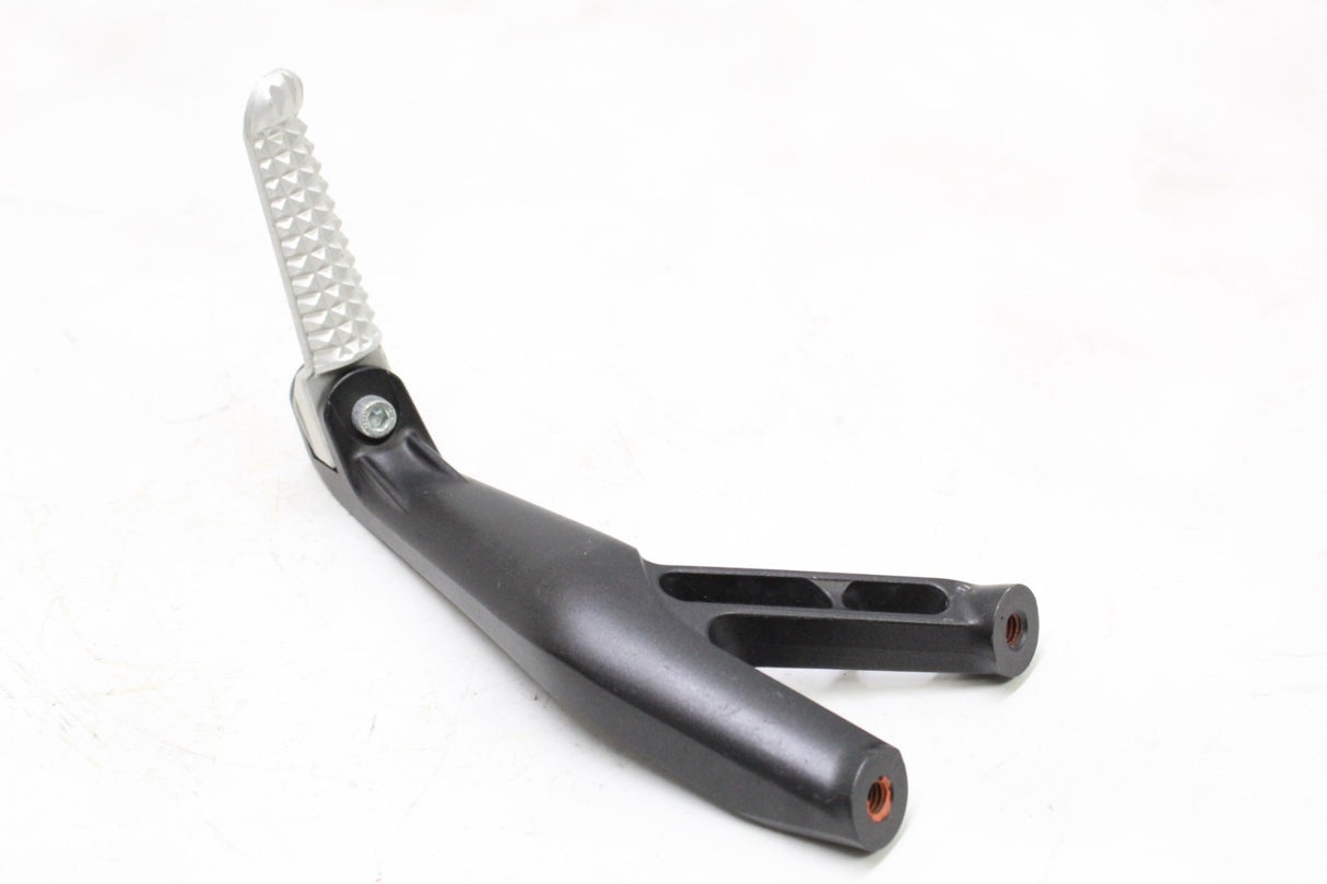 2015 - 2020 YAMAHA YZF R1 OEM REAR RIGHT PASSENGER FOOT PEG