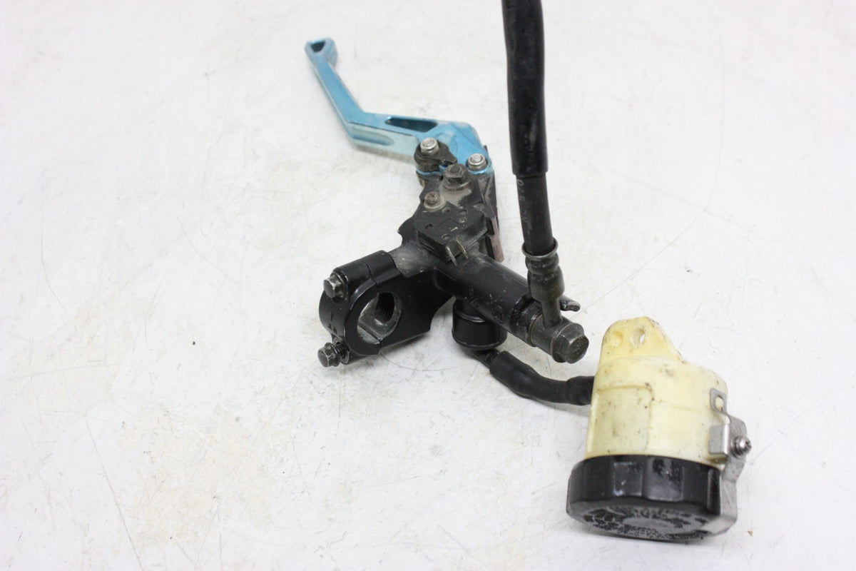 2003-2005 Yamaha YZF R6 2006-2009 R6S OEM Front Brake Master Cylinder W/ Lever