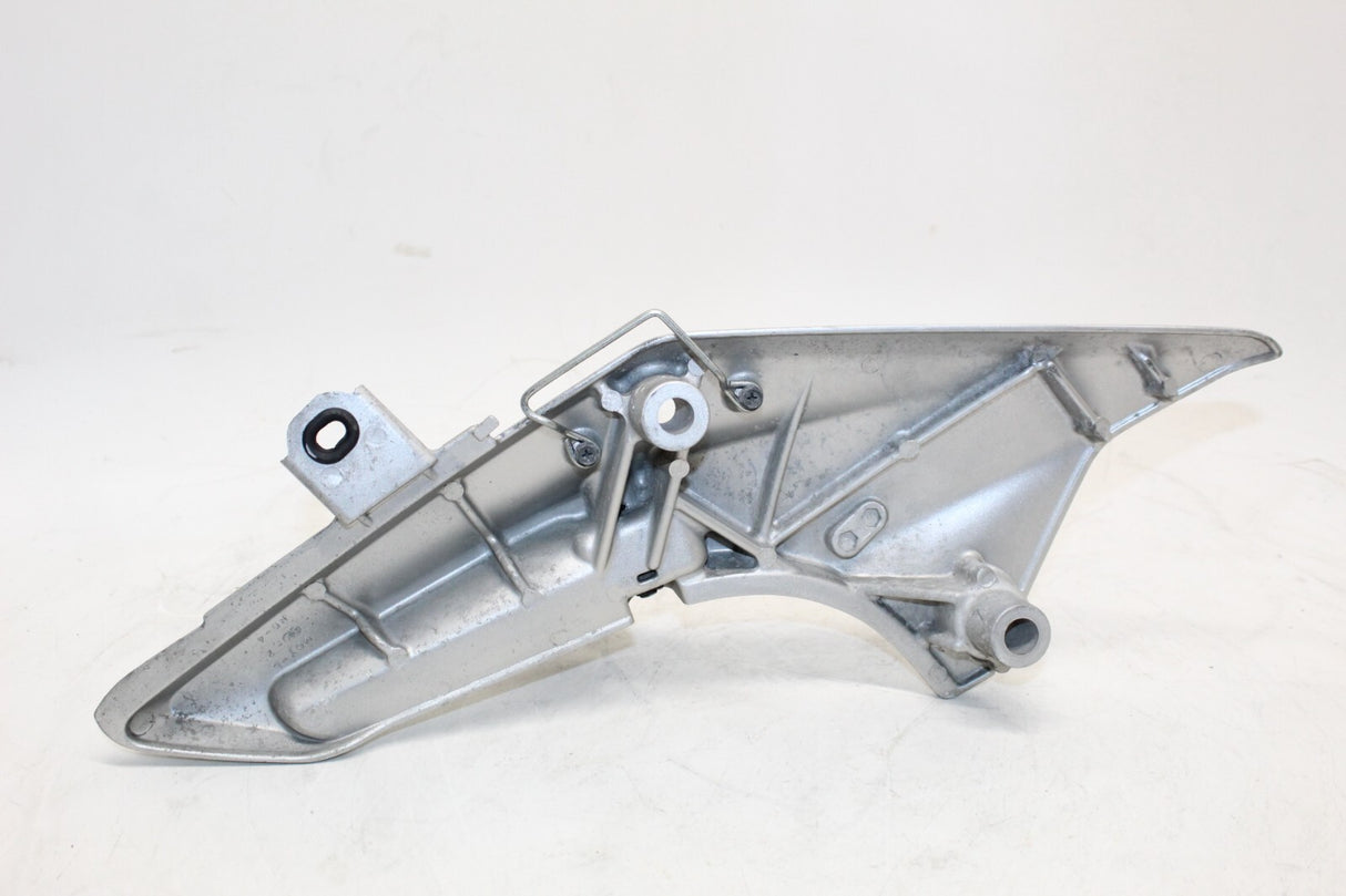2007 07 HONDA FSC600 FSC 600 SILVER WING LEFT And RIGHT SIDE REAR FOOT PEGS