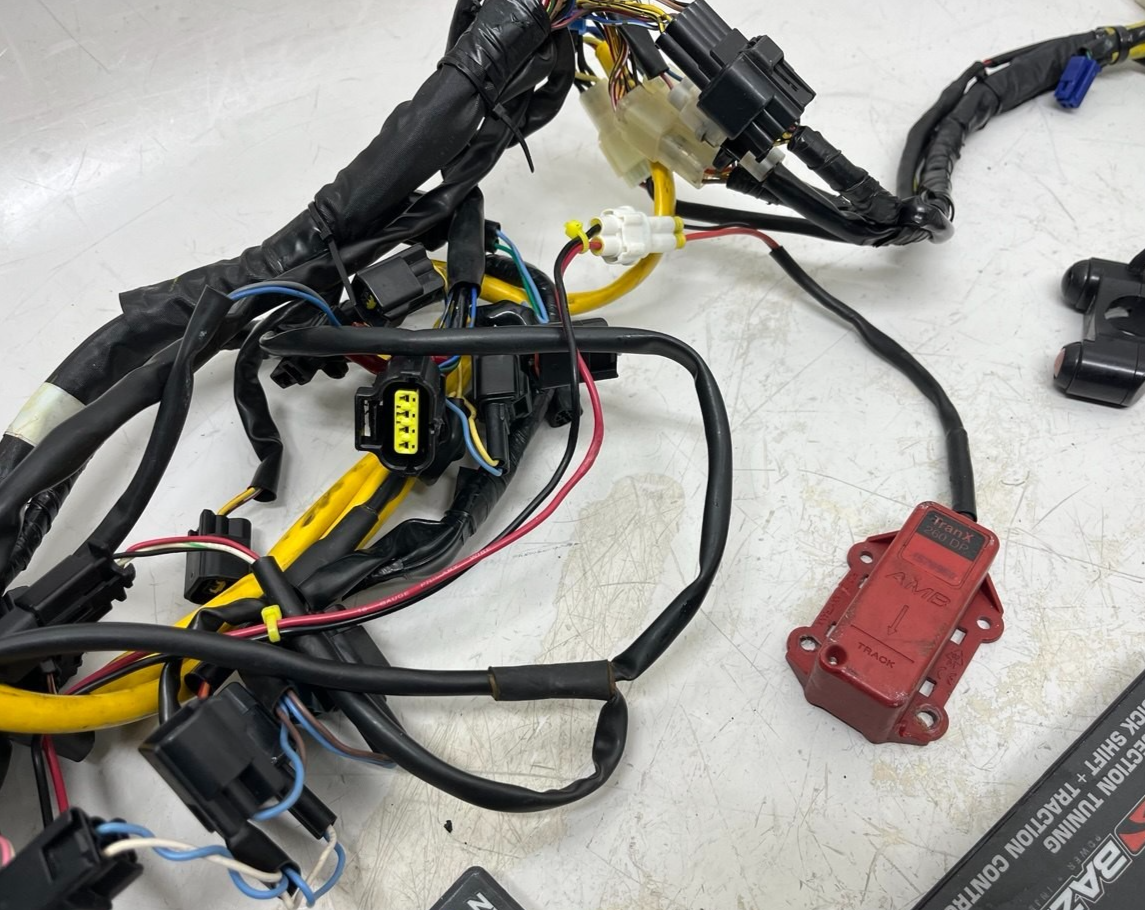2011 Yamaha YZF R6 MAIN ENGINE WIRING HARNESS MOTOR WIRE LOOM With ECU