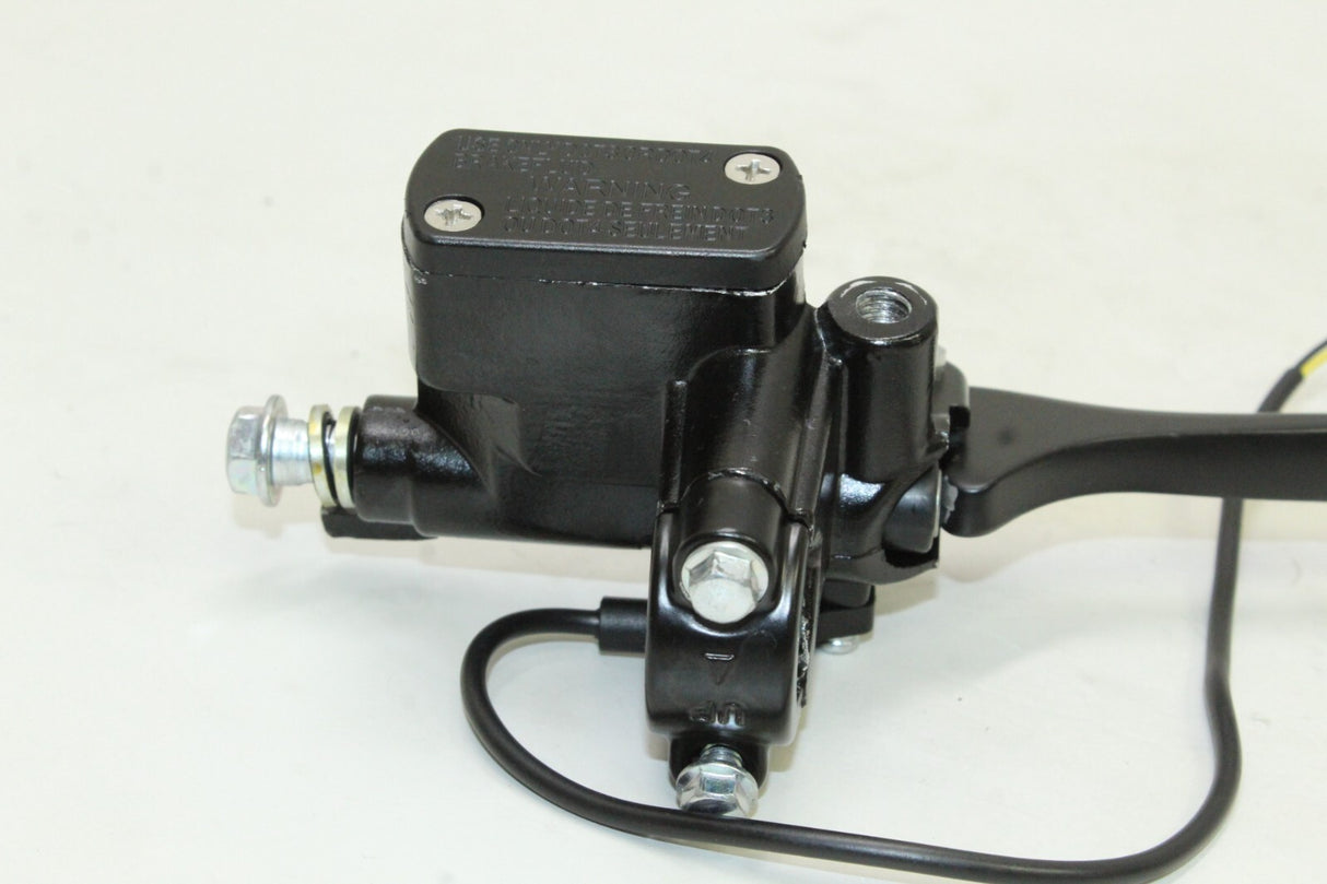 2023 Zinger 200cc Front Master Cylinder W/ Lever OEM