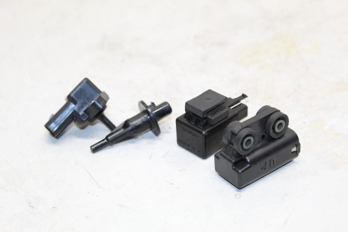 2003-05 Yamaha Yzf R6 Signal Relays Switchs Sensors OEM