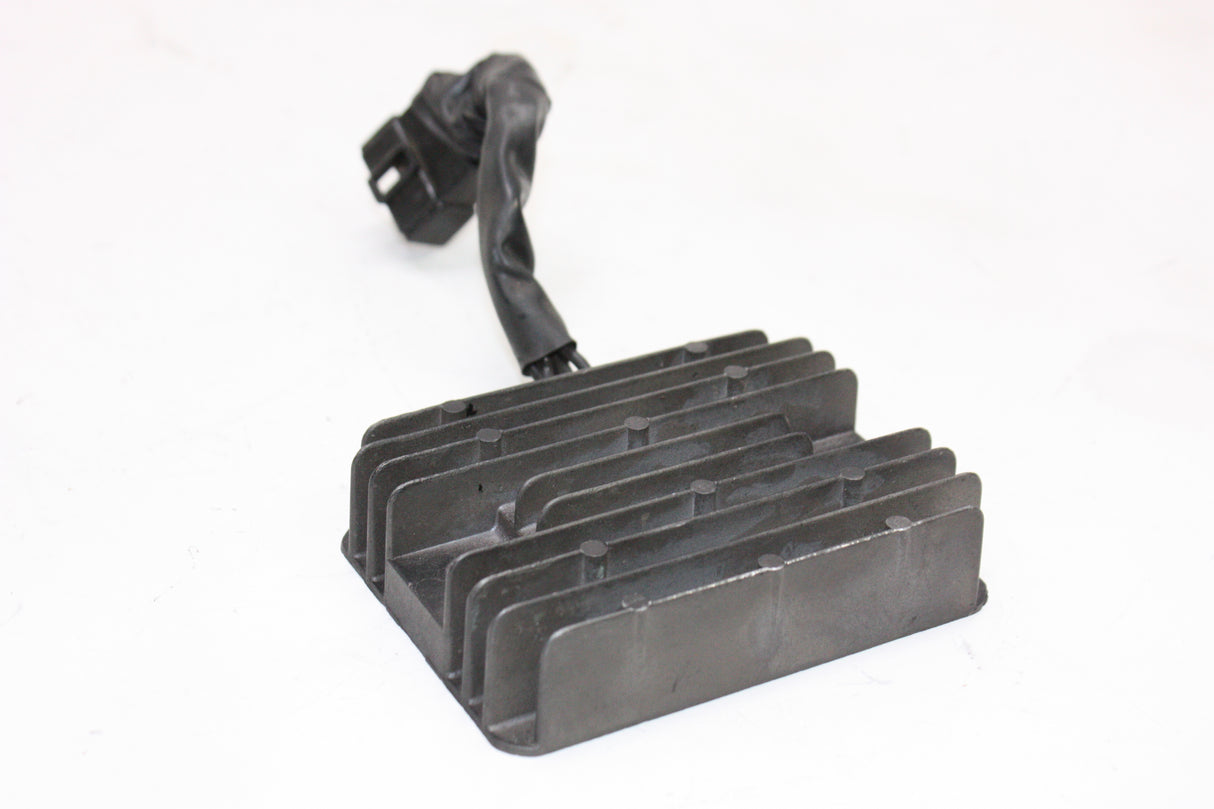 2005 Suzuki GSXR600 OEM RECTIFIER VOLTAGE REGULATOR