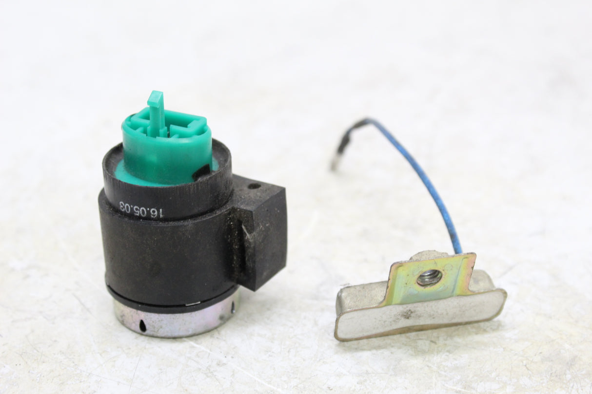 2017 Genuine Scooter Co. Buddy 125 OEM TURN SIGNAL BLINKER RELAY FLASHER SWITCH