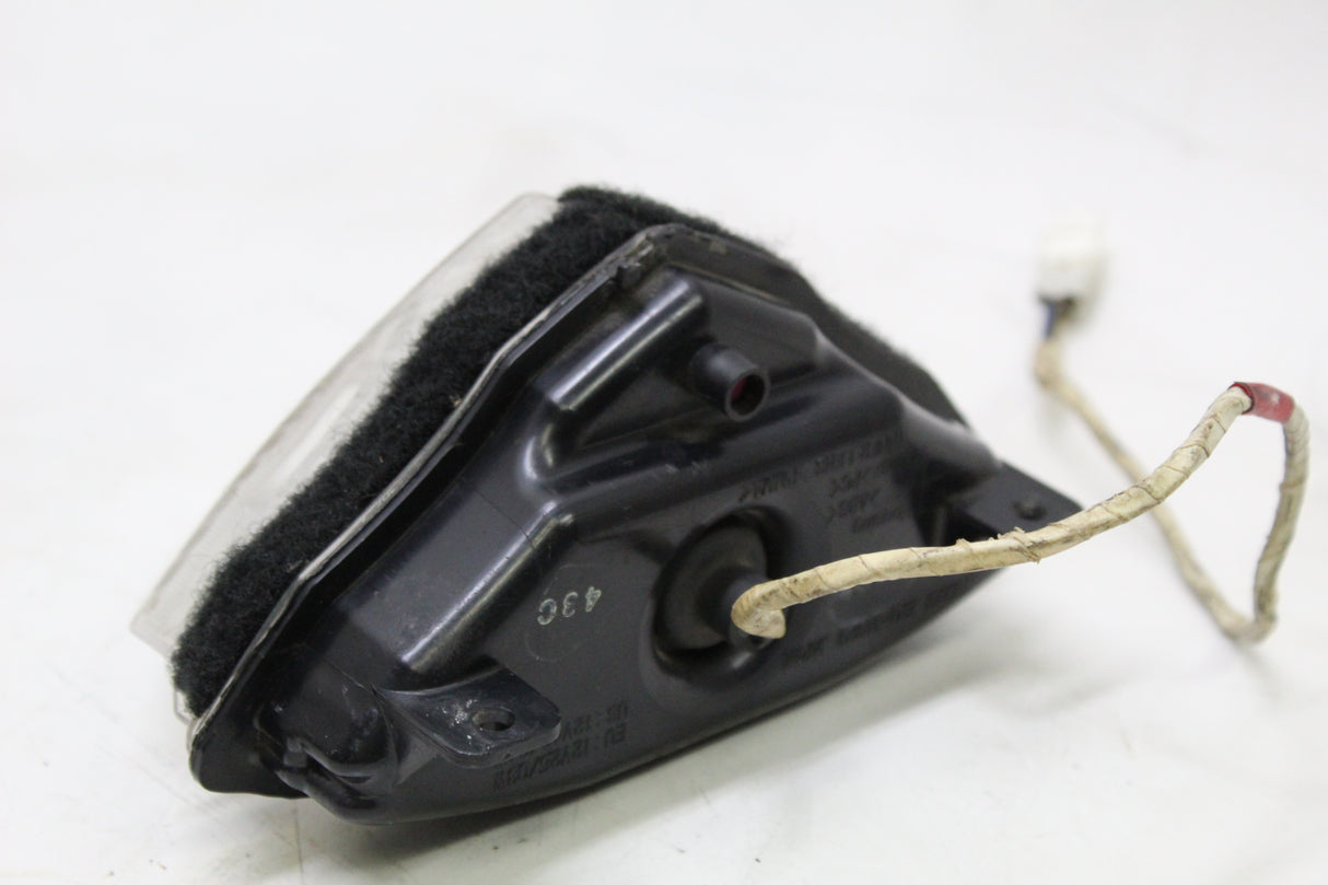 2004 Yamaha YZF R1 04-06 OEM REAR TAIL TAILLIGHT BACK BRAKE LIGHT