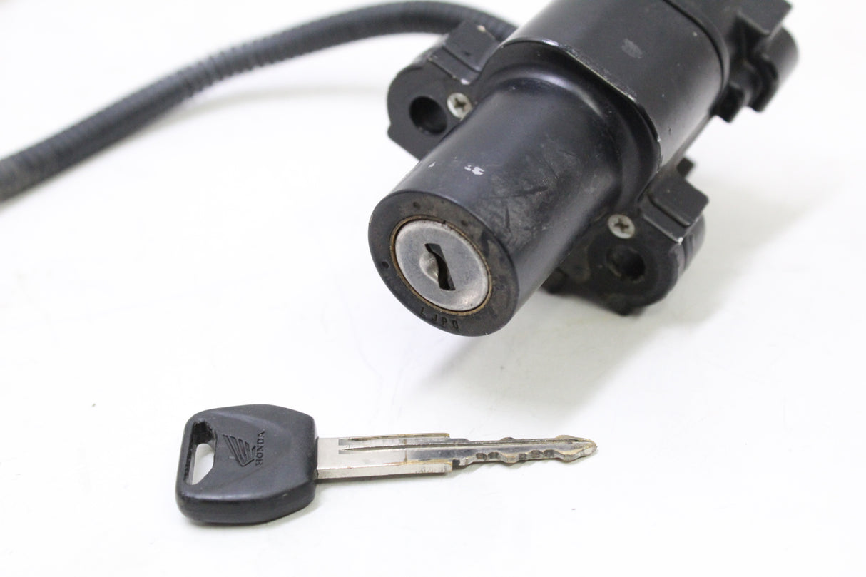 2006 Honda CBR600RR OEM IGNITION LOCK AND SEAT LOCK W KEY