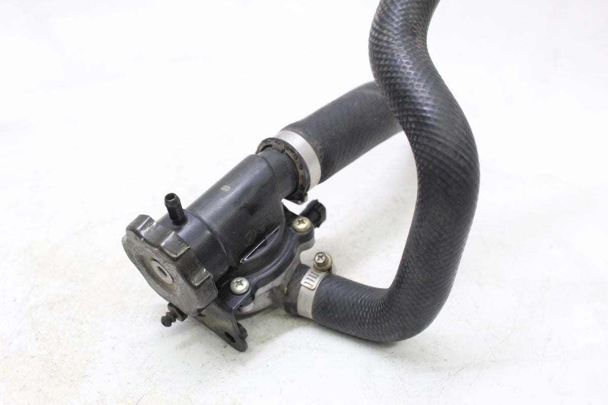 2005 KAWASAKI VULCAN 1500 VN1500 Thermostat Housing Coolant Hoses Cap