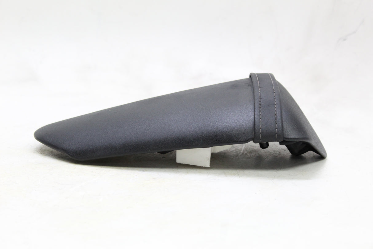 2009 Kawasaki Ninja ZX6R OEM REAR BACK PASSENGER TANDEM SEAT PAD SADDLE PILLION
