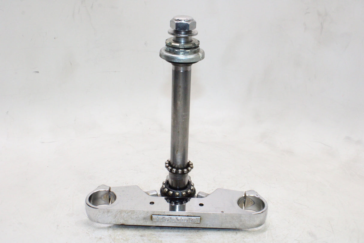 1995 Honda Shadow VLX 600 VT600C OEM FRONT FORKS CLAMP LOWER TRIPLE TREE STEM