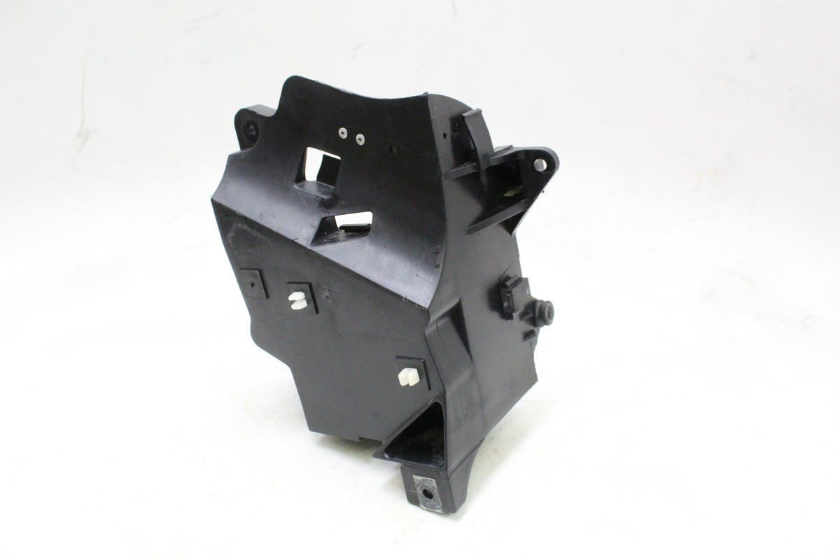 2004 SUZUKI GSXR600 OEM REAR UNDERTAIL BATTERY TRAY BOX HOLDER