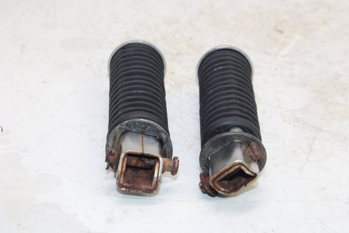 1995 Honda Shadow VLX 600 VT600C OEM REAR PEG PAIR