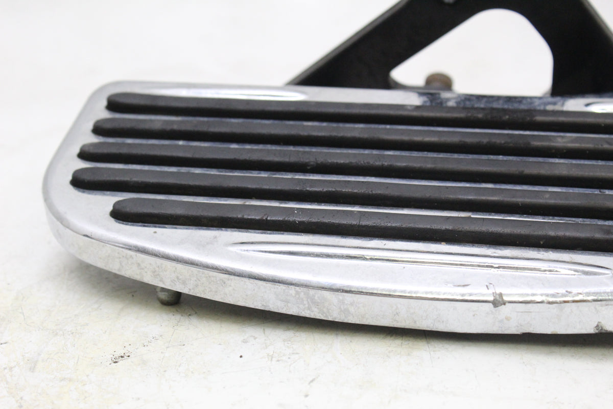 2005 KAWASAKI VULCAN 1500 VN1500 Right Floorboard Brake Pedal Bracket