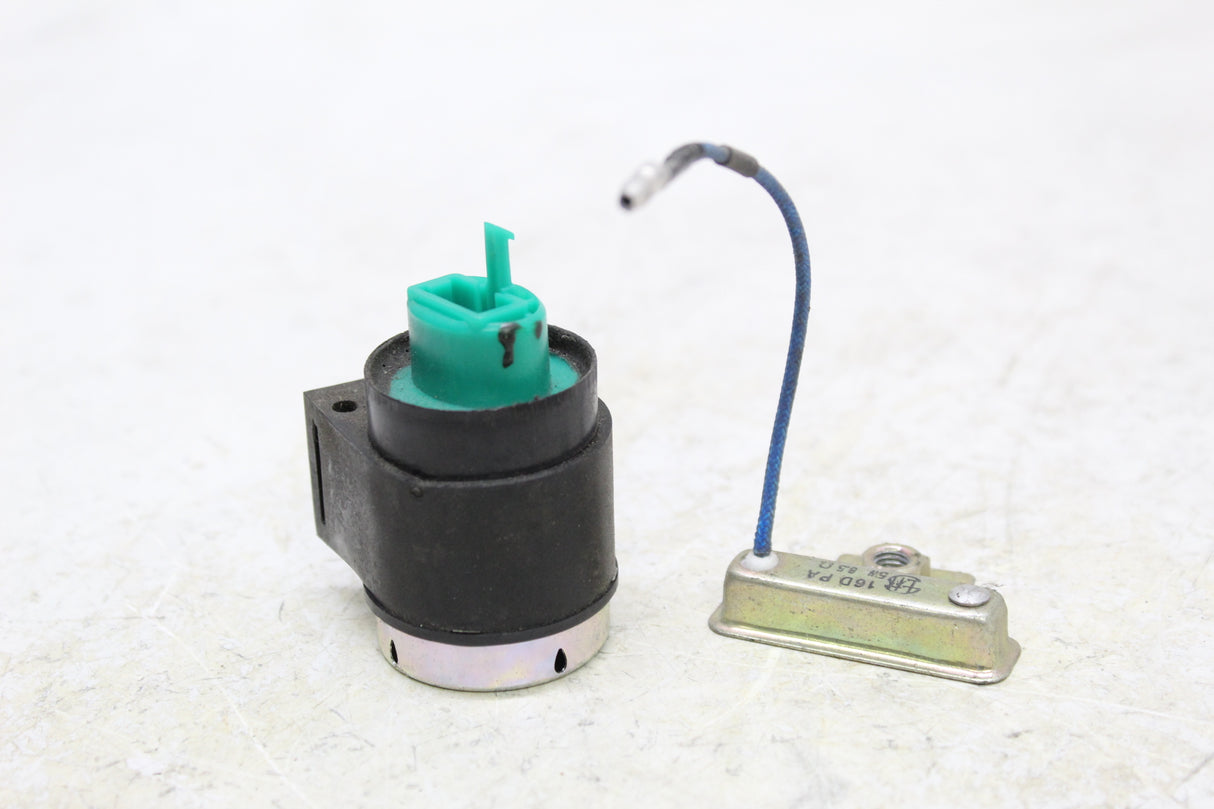 2017 Genuine Scooter Co. Buddy 125 OEM TURN SIGNAL BLINKER RELAY FLASHER SWITCH
