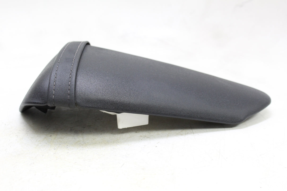 2009 Kawasaki Ninja ZX6R OEM REAR BACK PASSENGER TANDEM SEAT PAD SADDLE PILLION