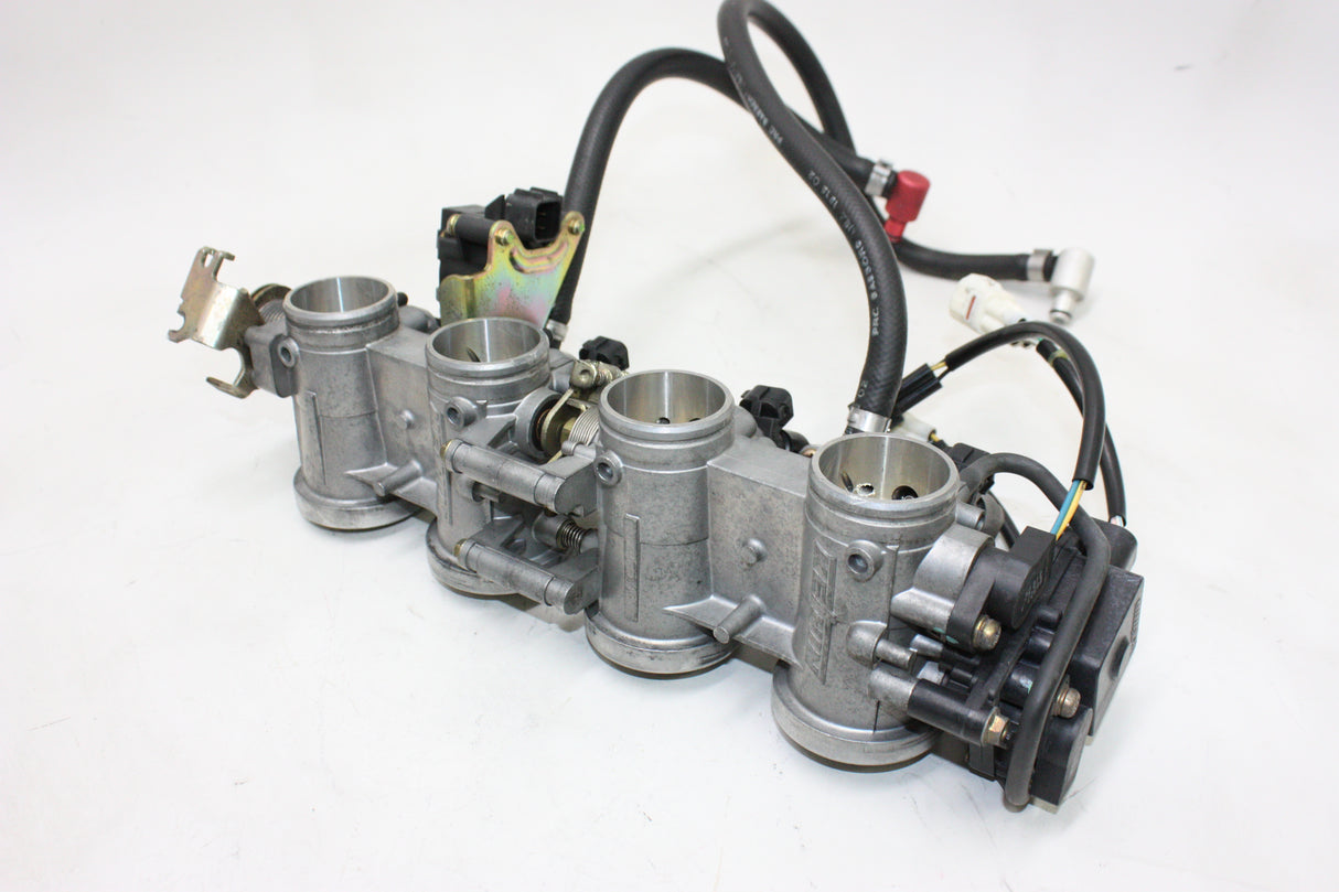 2004 Triumph Daytona 600 OEM MAIN FUEL INJECTORS / THROTTLE BODIES