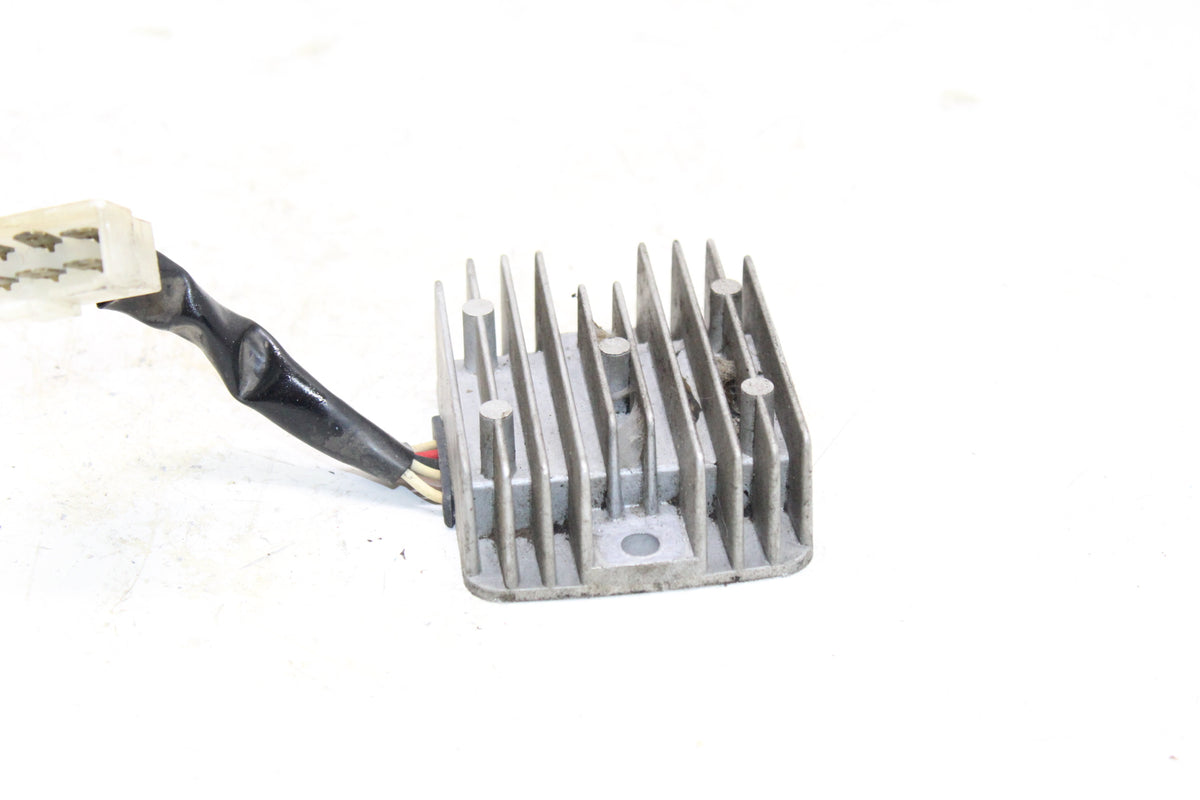 1983 Yamaha XC180 Riva 180 OEM Voltage Regulator Rectifier