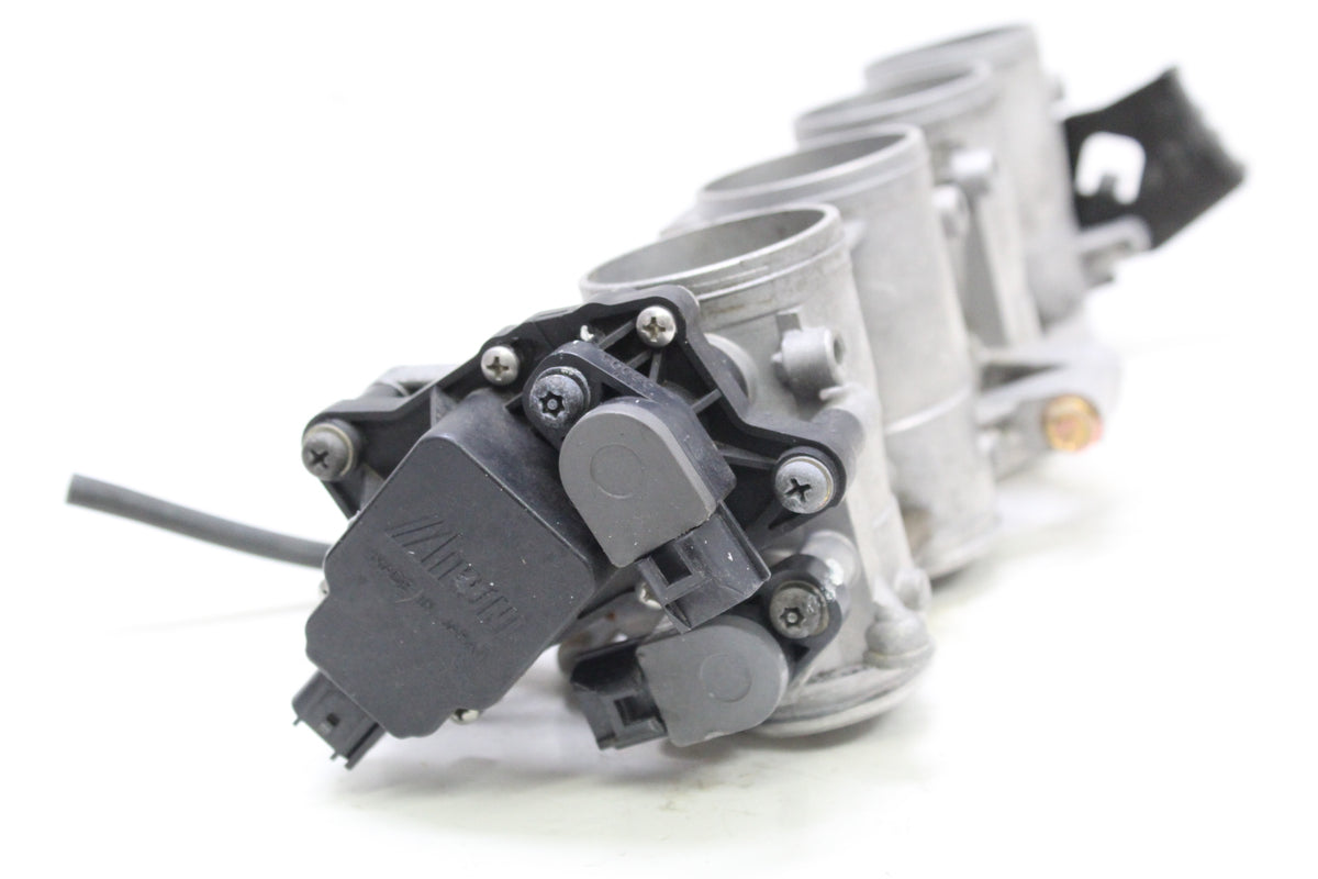 2004 SUZUKI GSXR600 OEM THROTTLE BODY FUEL INJECTOR ASSEMBLY