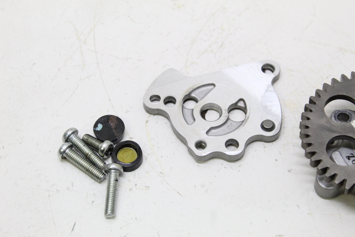 2007 Kawasaki KLR650 OEM ENGINE MOTOR OIL PUMP