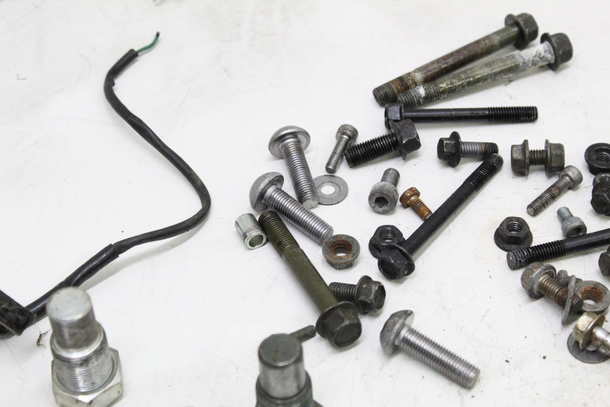 2007 YAMAHA XVS650 V STAR 650 MISC BOLT HARDWARE FASTENER SET