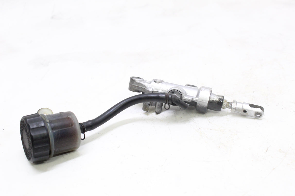 2005 Yamaha YZF R6 OEM REAR BACK BRAKE MASTER CYLINDER