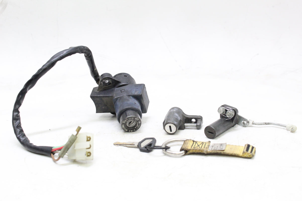 2005 KAWASAKI NINJA 250R EX250 OEM IGNITION SWITCH LOCK SET W KEY