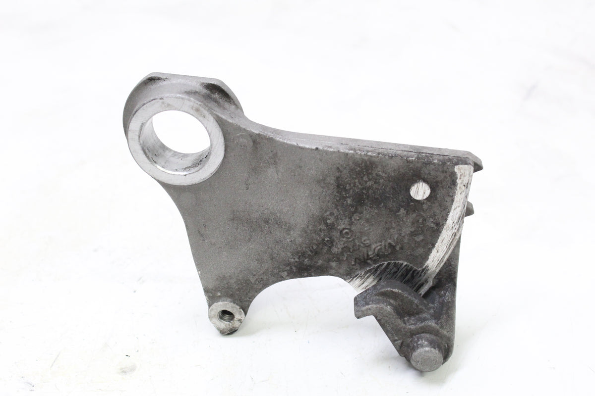 2005 YAMAHA FZ6 OEM REAR BRAKE CALIPER HANGER MOUNT BRACKET