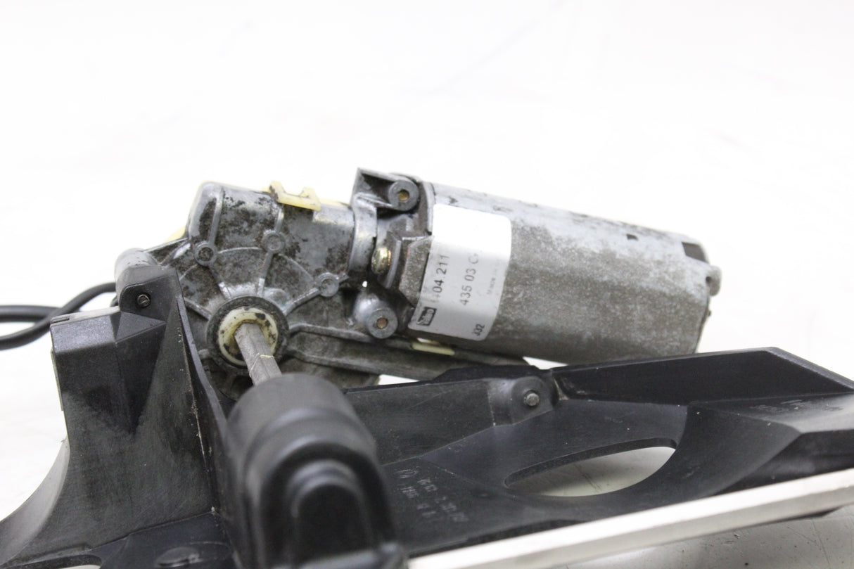 2000 BMW R1100RT OEM WINDSHIELD ADJUSTMENT MOTOR W MOUNT BRACKETS