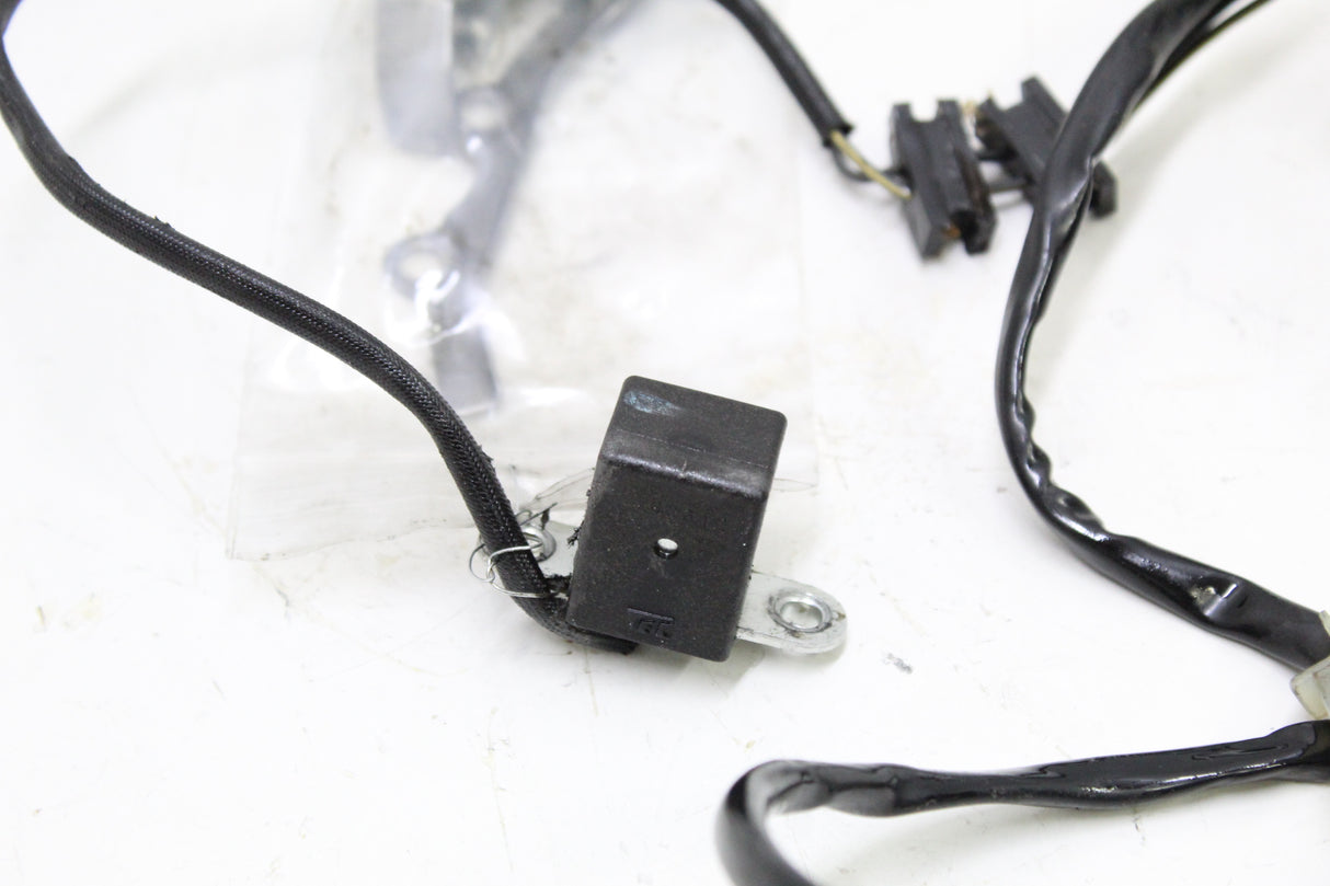 2007 Kawasaki KLR650 OEM ENGINE MOTOR COIL PICKUP PULSE PULSER SENSOR