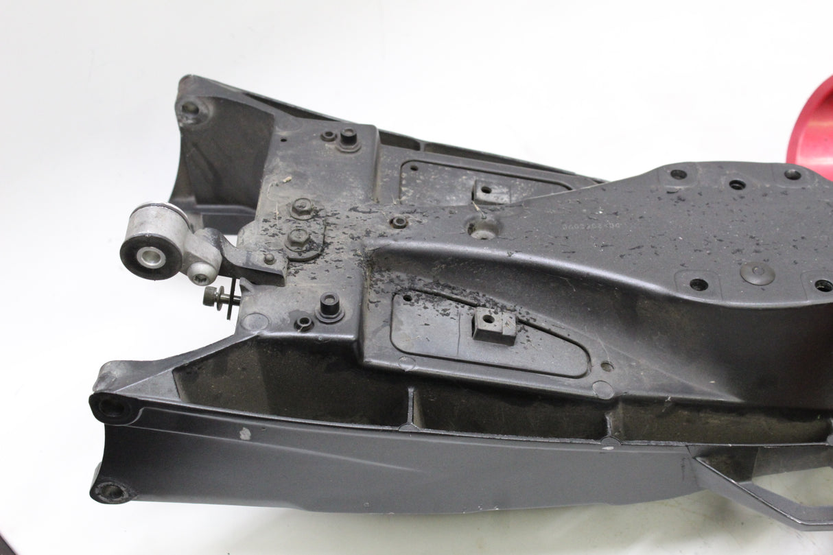 2004 Yamaha YZF R1 04-06 OEM REAR SUBFRAME BACK SUB FRAME