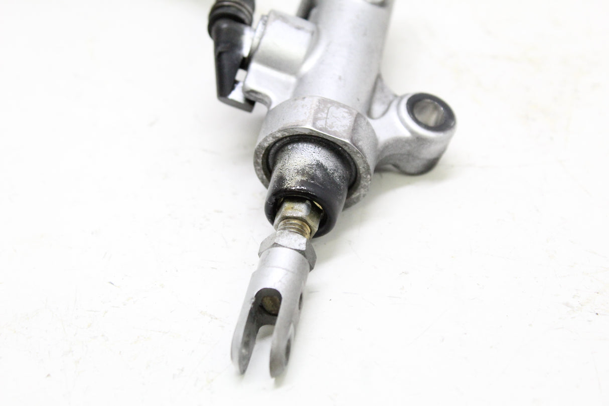 2005 Yamaha YZF R6 OEM REAR BACK BRAKE MASTER CYLINDER