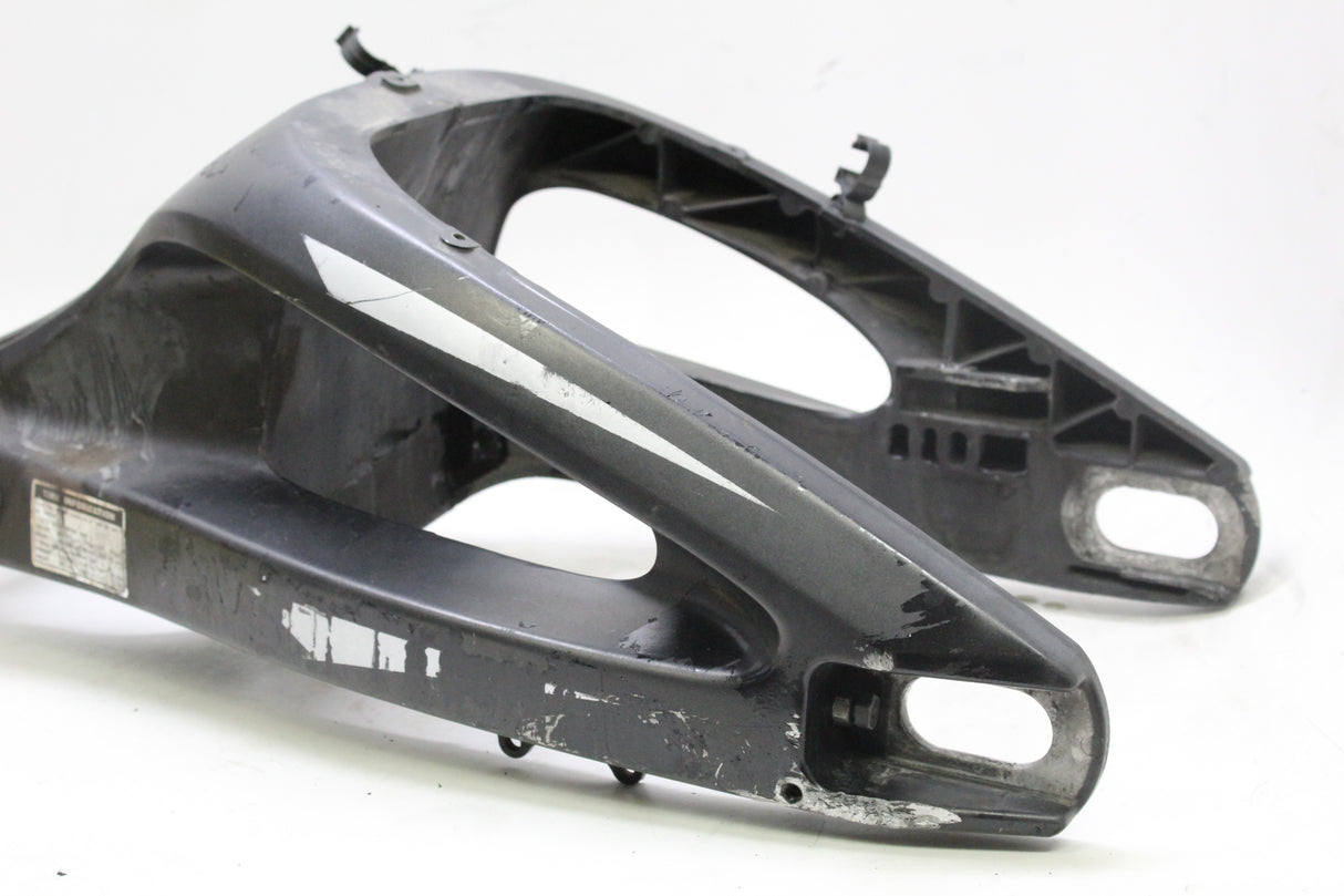 2005 Yamaha YZF R6 OEM REAR SWINGARM BACK SUSPENSION SWING ARM