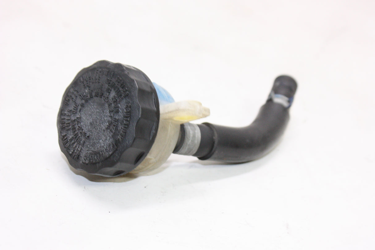 2004 Triumph Daytona 600 OEM FRONT BRAKE MASTER FLUID RESERVOIR TANK BOTTLE