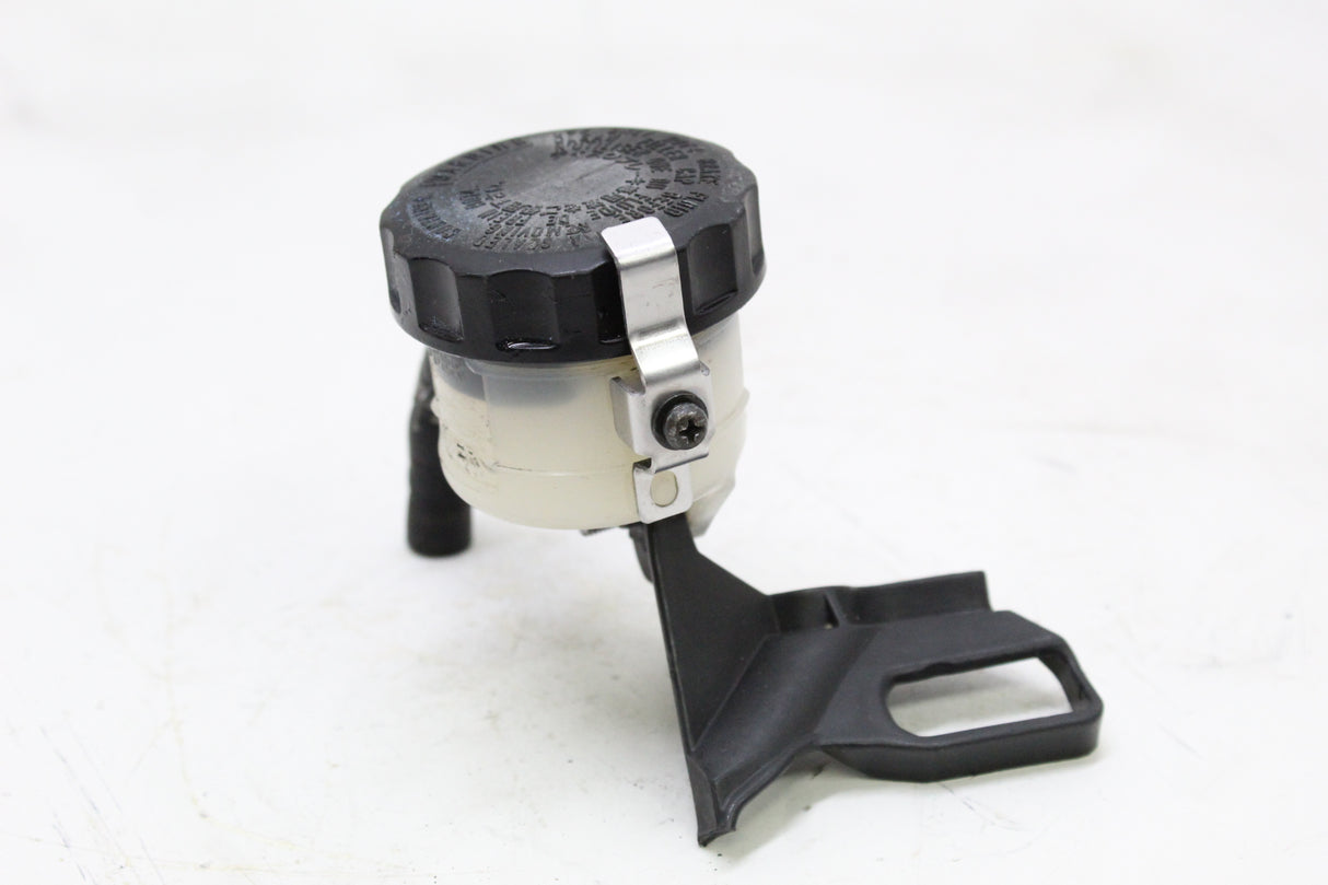 2007 Yamaha YZF R6S OEM FRONT BRAKE MASTER FLUID RESERVOIR TANK BOTTLE