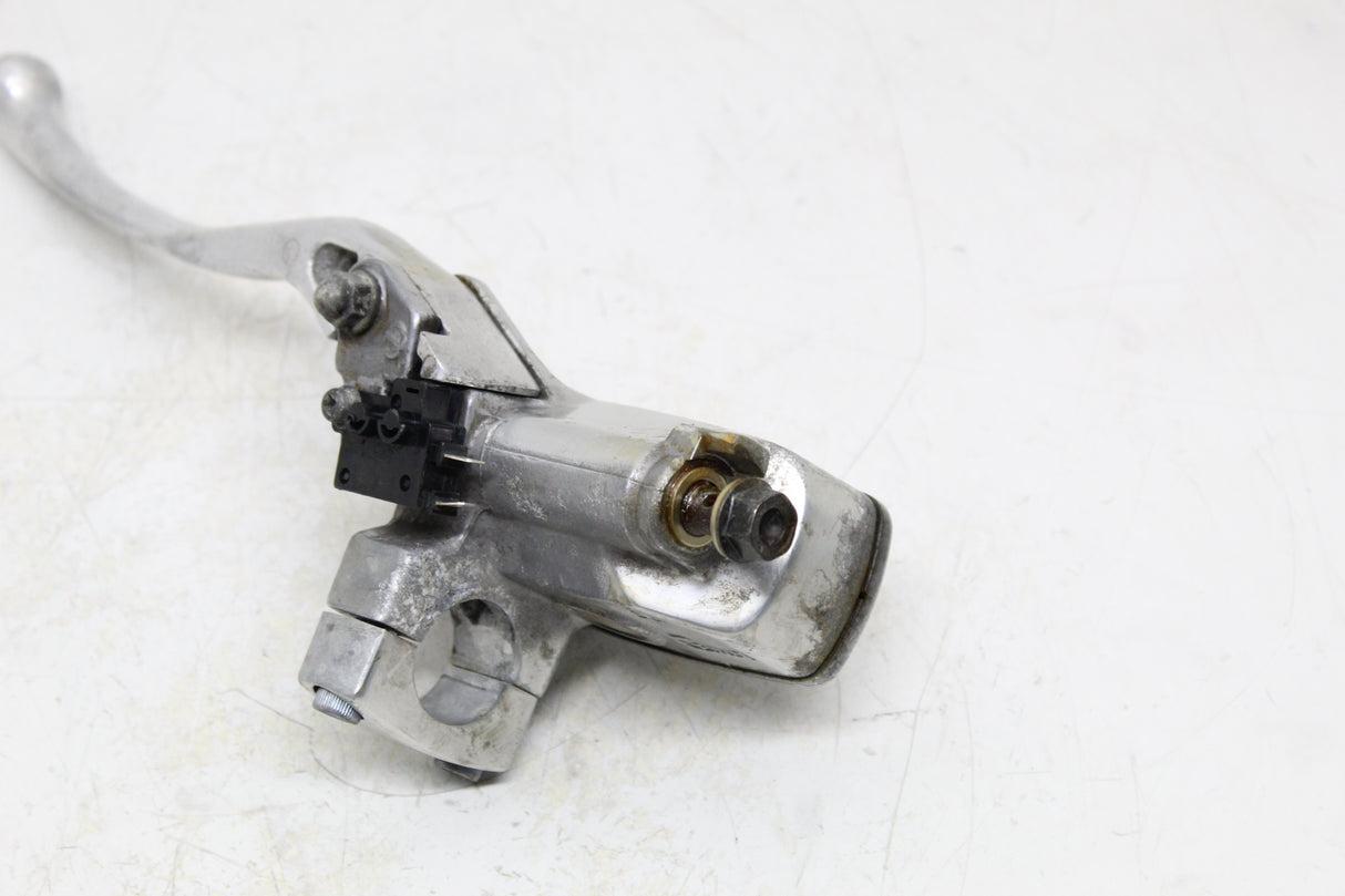2005 Honda VTX1300S VTX1300 OEM FRONT BRAKE MASTER CYLINDER W/ LEVER