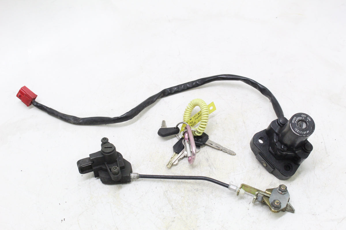 2003 YAMAHA FZ1 FZS1000 FAZER OEM IGNITION SWITCH SEAT LOCK KEY SET