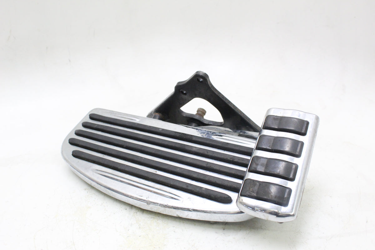 2005 KAWASAKI VULCAN 1500 VN1500 Right Floorboard Brake Pedal Bracket