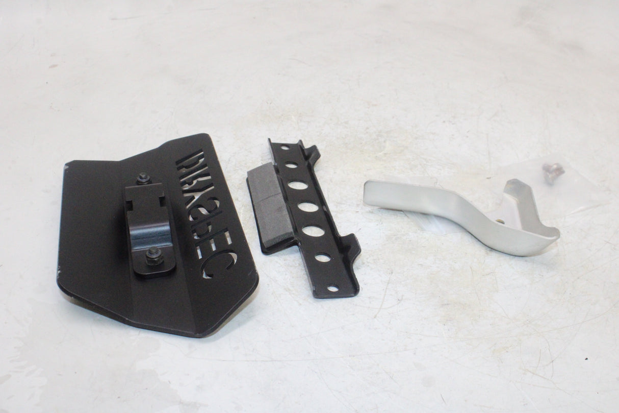 2015 Suzuki DR650SE OEM MISC COVERS BRACKETS MOUNTS