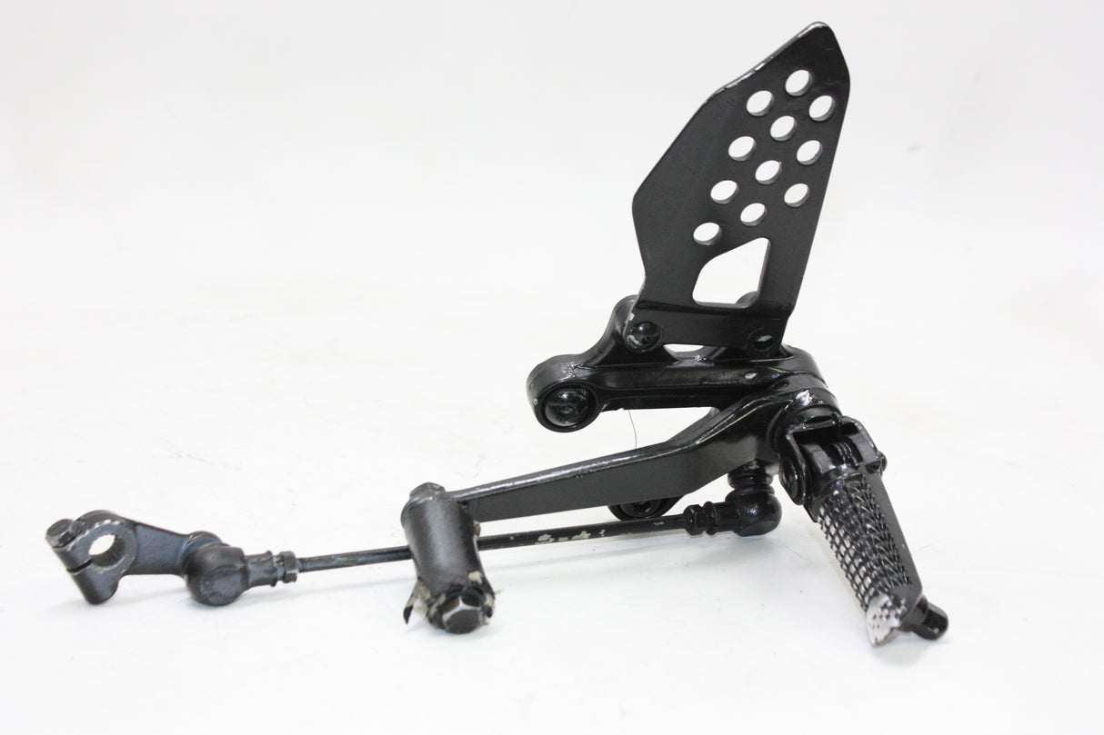 2005 Suzuki GSXR600 OEM LEFT REARSET REAR SET FOOT PEG W SHIFTER