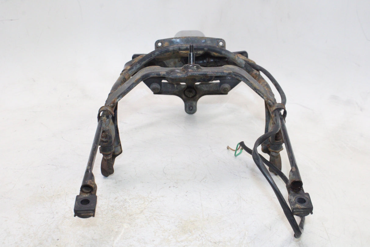 1995 Honda Shadow VLX 600 VT600C OEM REAR BACK FENDER BRACKET SUBFRAME