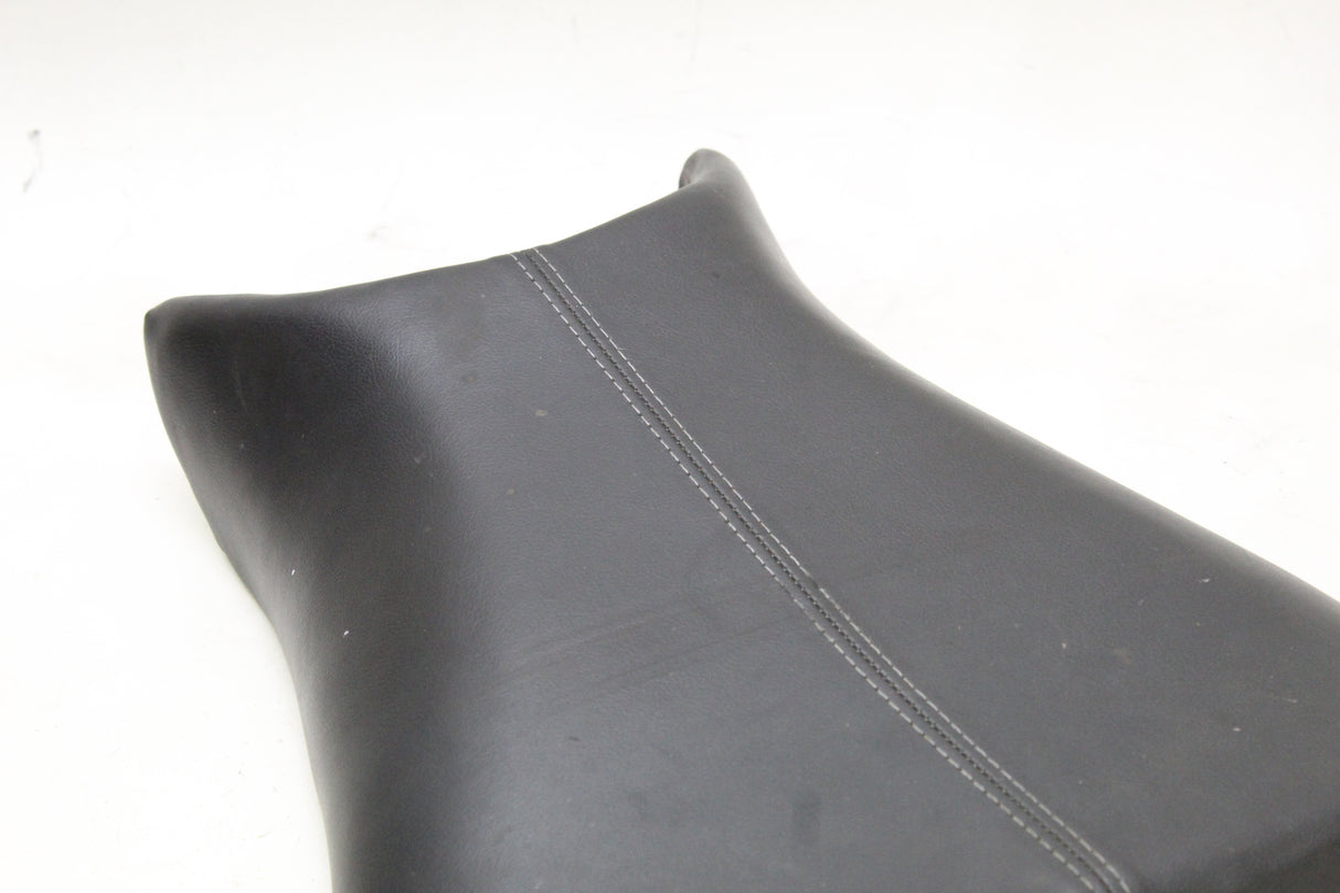 2005 Yamaha YZF R6 OEM FRONT DRIVERS SEAT PAD SADDLE PILLION