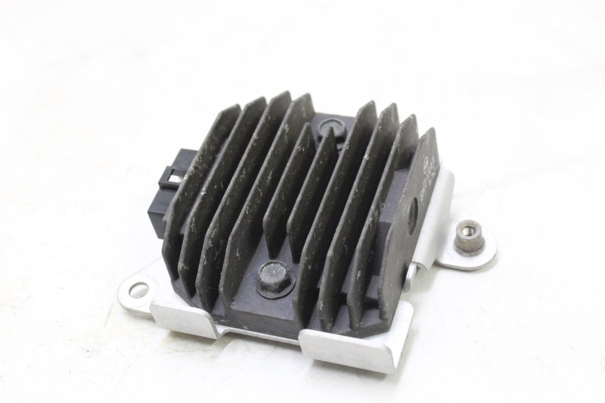 2005 YAMAHA FZ6 OEM RECTIFIER VOLTAGE REGULATOR CHARGING MODULE