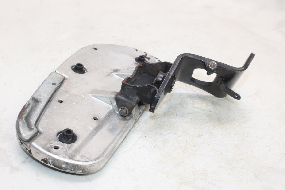 2007 Yamaha V Star 650 OEM RIGHT FRONT FOOT REST PEG STEP
