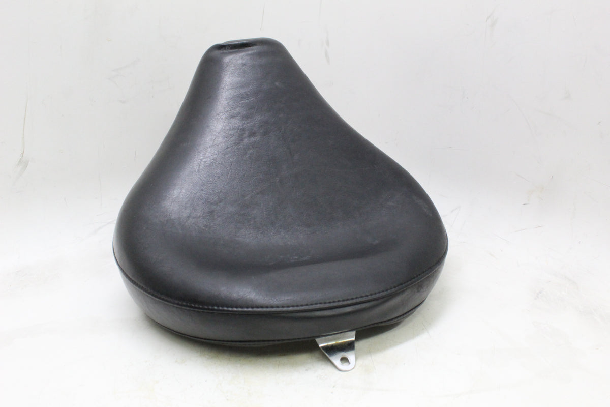 2007 YAMAHA XVS650 V STAR 650 OEM FRONT RIDER DRIVER SEAT