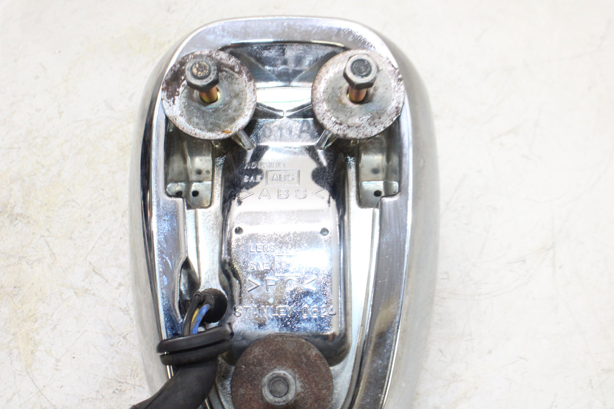 2007 Yamaha V Star 650 OEM REAR TAIL TAILLIGHT BACK BRAKE LIGHT