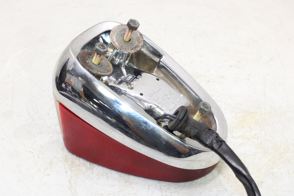 2007 Yamaha V Star 650 OEM REAR TAIL TAILLIGHT BACK BRAKE LIGHT